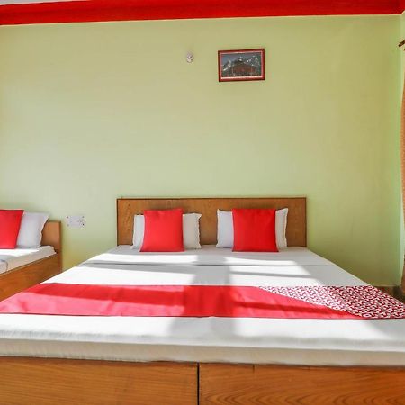 Oyo 63541 Hotel New Indra Lodge Joshīmath Buitenkant foto