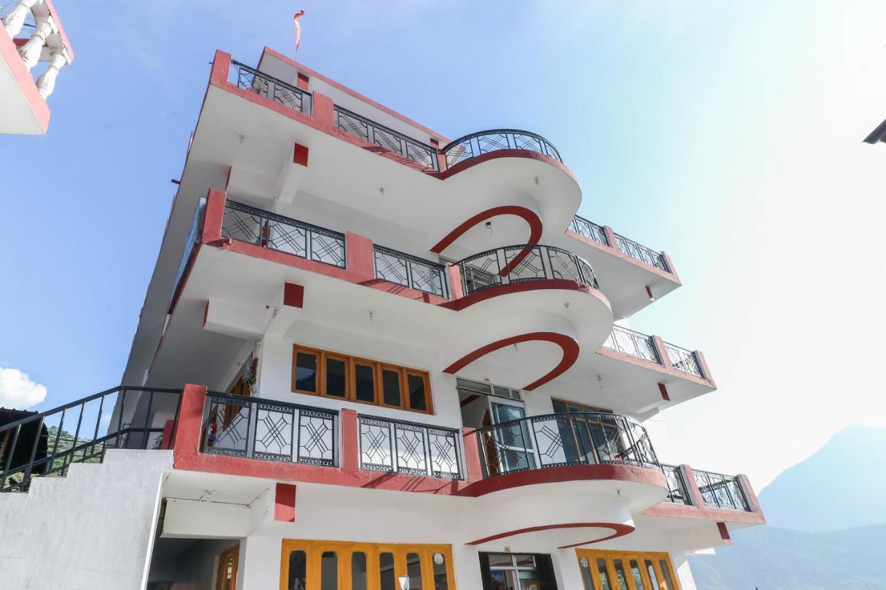 Oyo 63541 Hotel New Indra Lodge Joshīmath Buitenkant foto