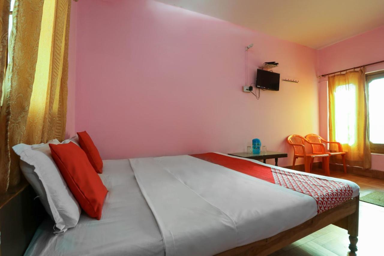 Oyo 63541 Hotel New Indra Lodge Joshīmath Buitenkant foto