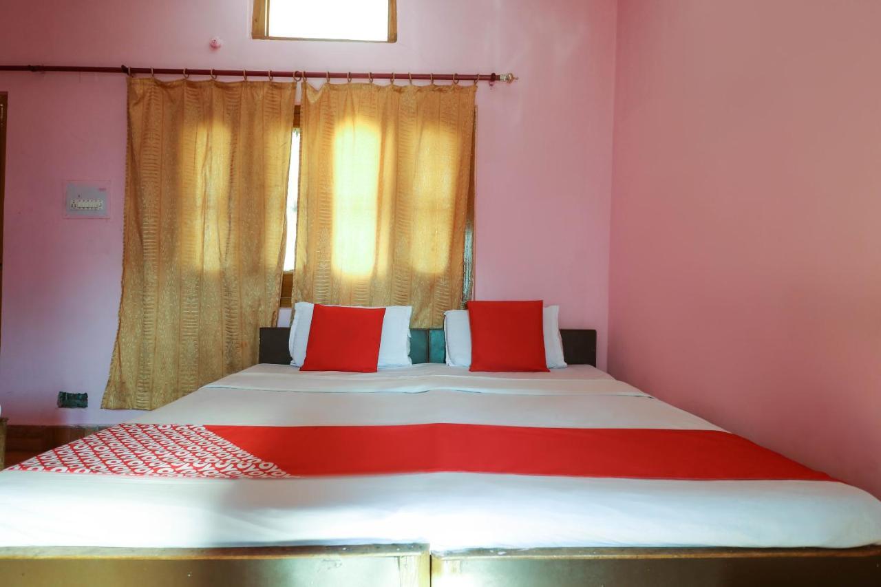 Oyo 63541 Hotel New Indra Lodge Joshīmath Buitenkant foto