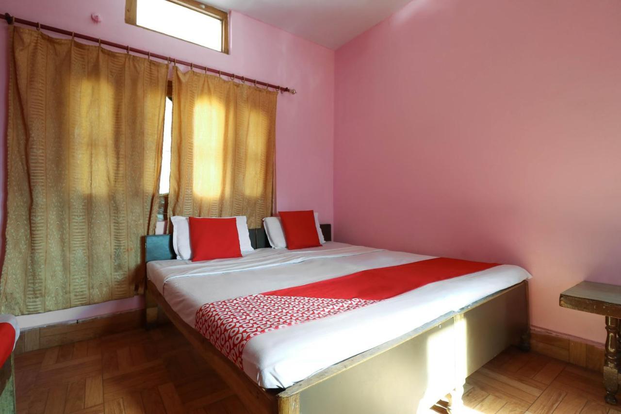 Oyo 63541 Hotel New Indra Lodge Joshīmath Buitenkant foto