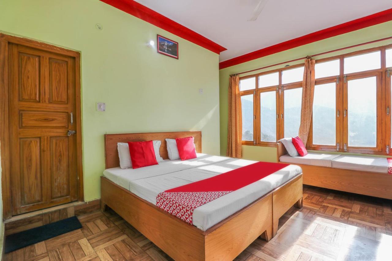 Oyo 63541 Hotel New Indra Lodge Joshīmath Buitenkant foto