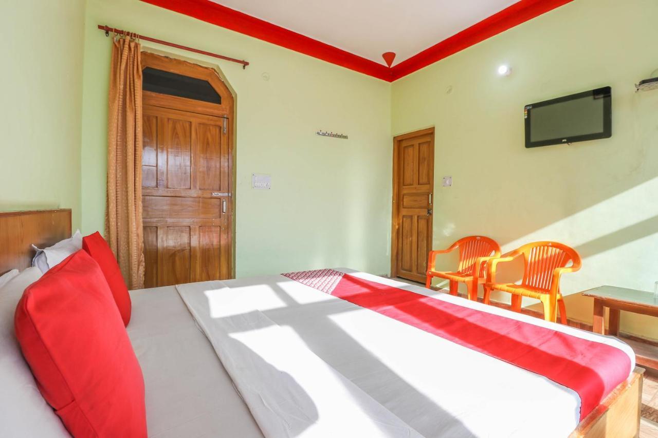 Oyo 63541 Hotel New Indra Lodge Joshīmath Buitenkant foto